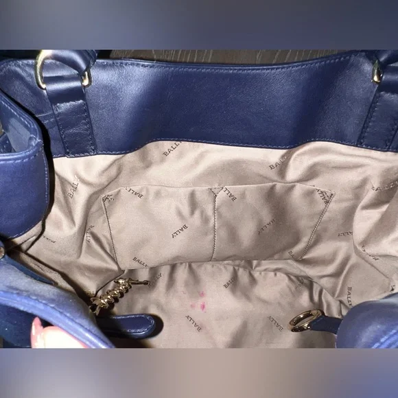 Bally Switzerland Dark Lapis Calf Plain Cochi Handbang - Picture 10 of 16